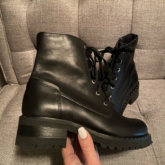 NWT La Canadienne “Caro” leather winter boots 7.5 black with silver stud accents - Picture 2 of 7